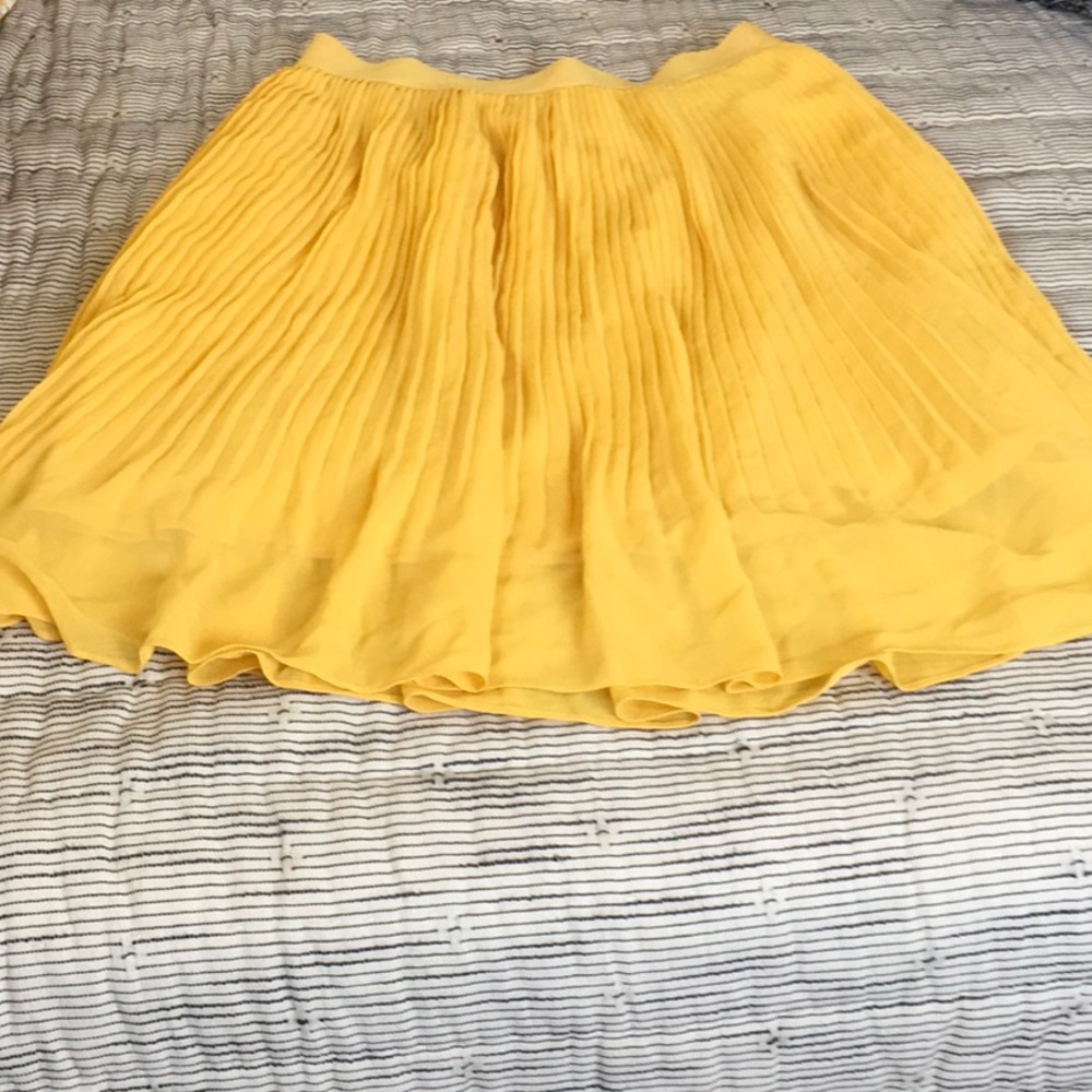 A New Day Yellow Gold Pleated Skirt M